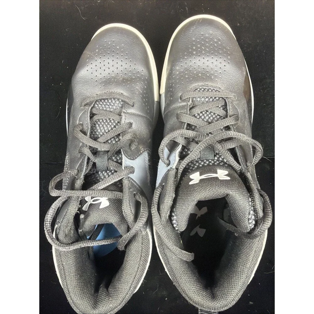 Under Armour Lockdown 6 Youth Basketball Shoes 5.5Y